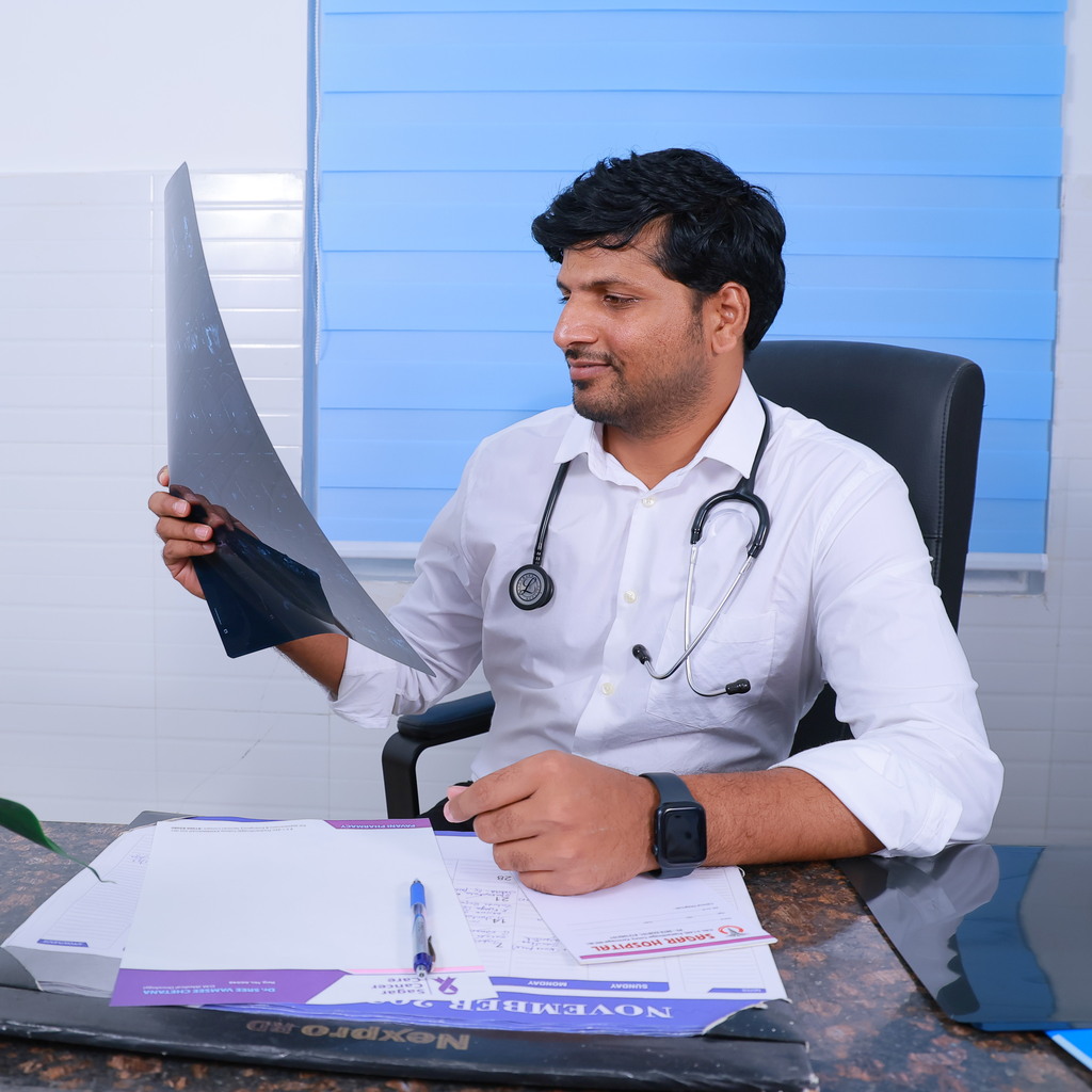 Dr. M Anil Kumar Reddy MBBS, MS, leading surgeon specializing in advanced medical procedures.